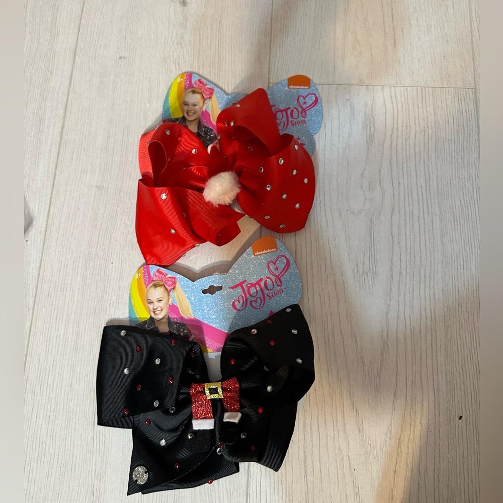 New Jojo Siwa christmas bow bundle
red santa hat and black santa pants